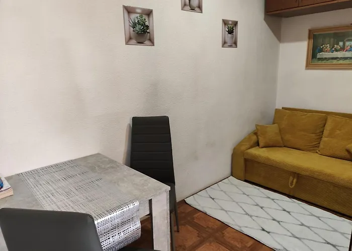 V Centre Mesta Snina